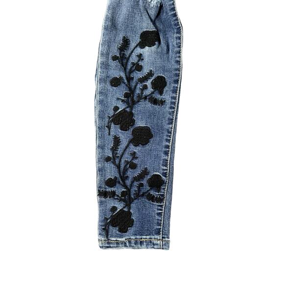 Ashley Mason Blue Floral Distressed Denim Skinny Jeans Junior's Size 1 - Picture 3 of 11